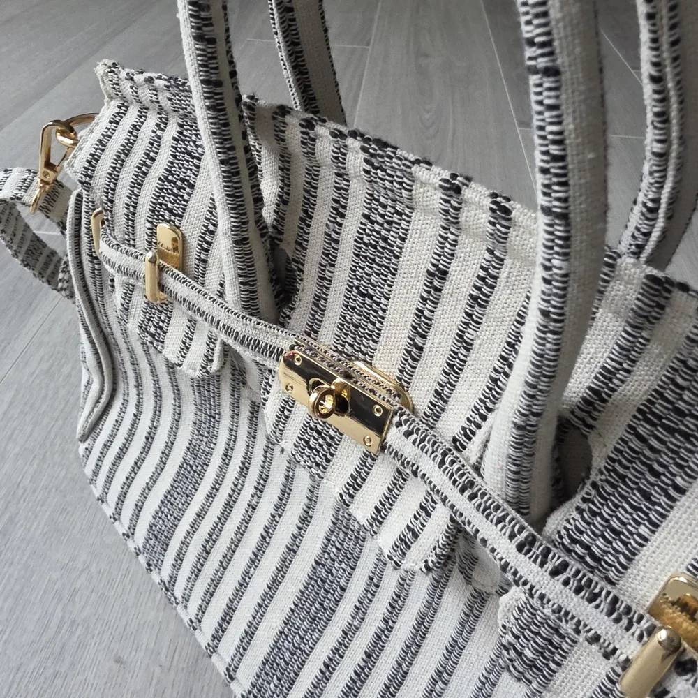 Striped Grey and White Bag - Picture 5 of 6